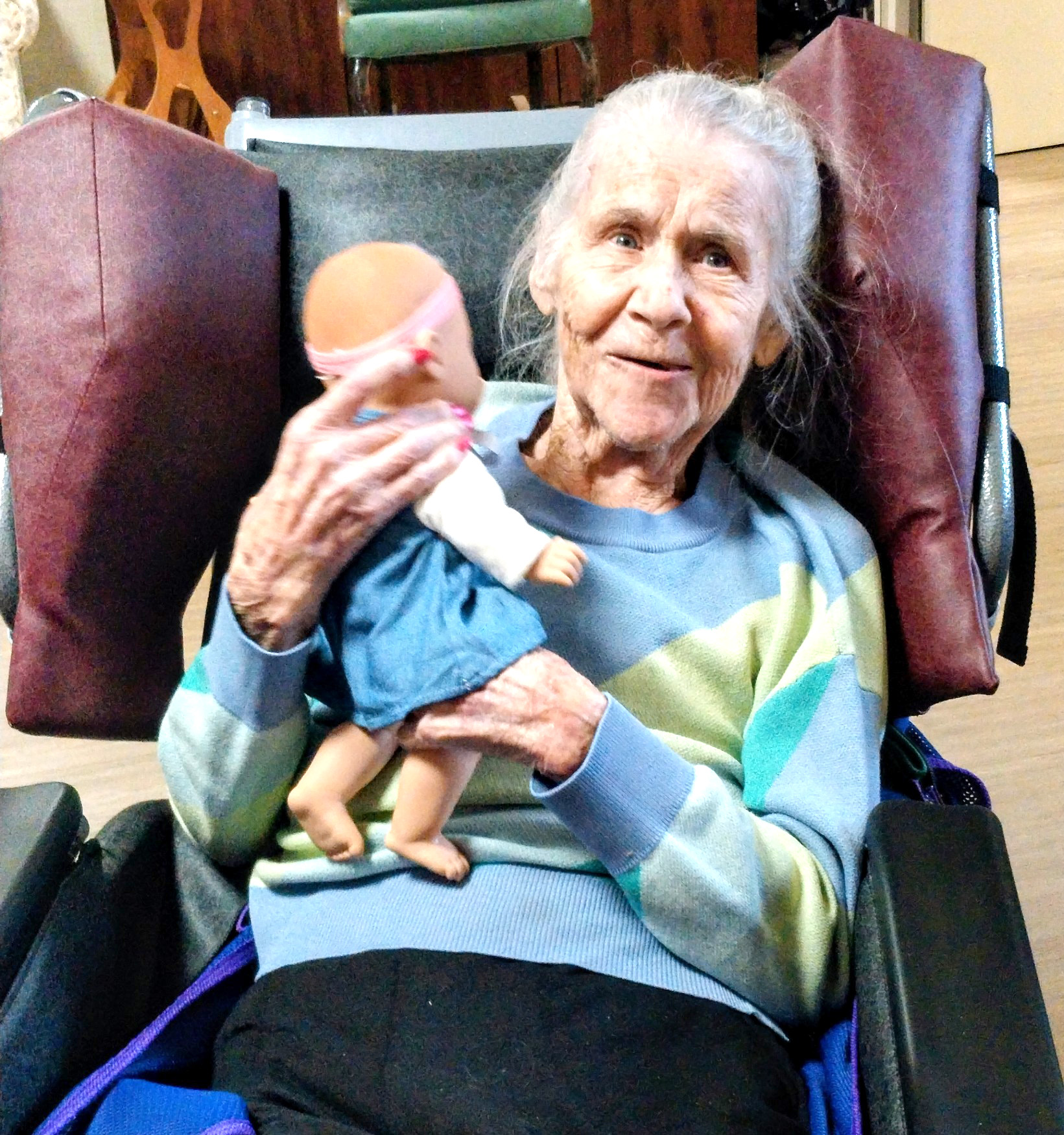 Generous Gifts for our Residents from Jenifer Howell-6