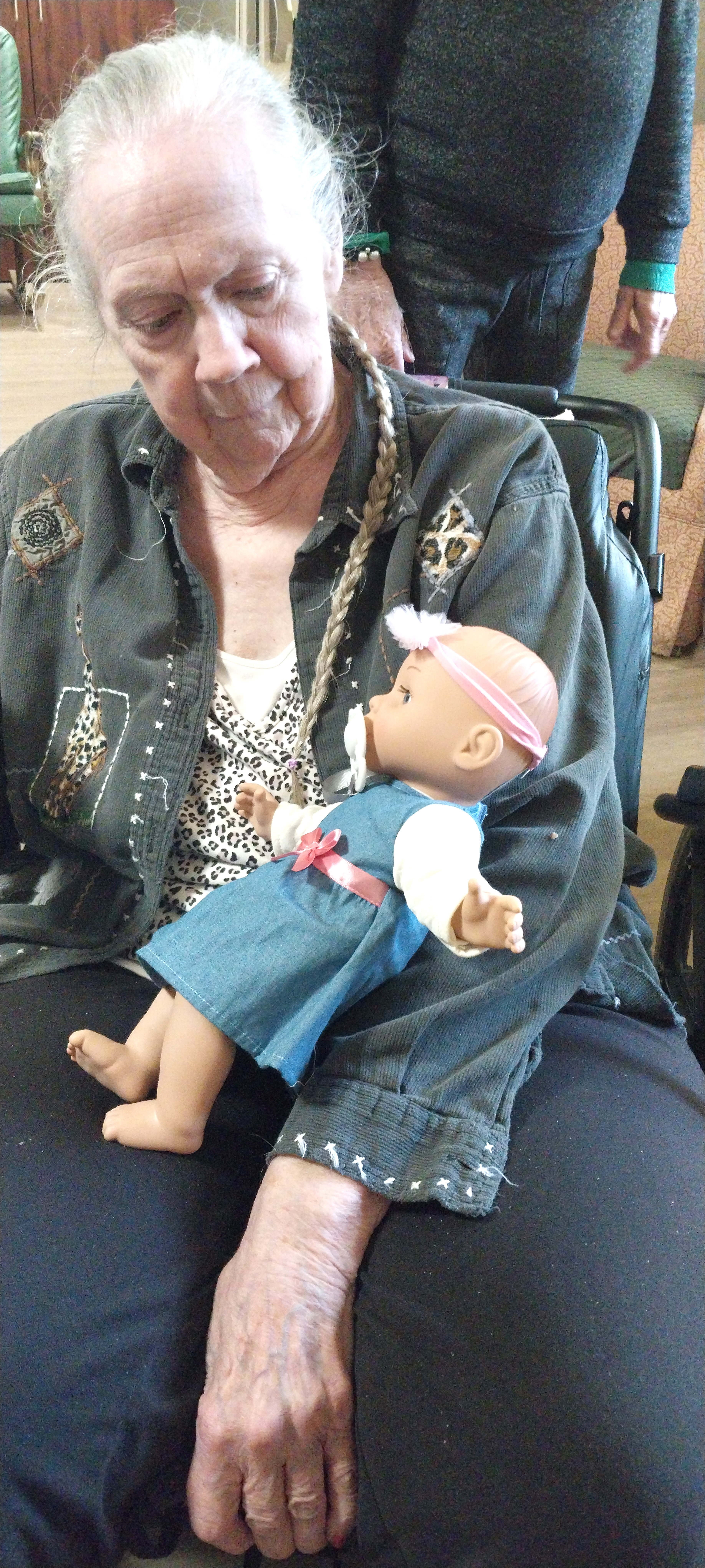 Generous Gifts for our Residents from Jenifer Howell-4